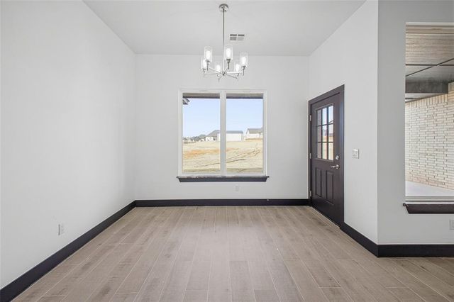 2436 Canyon Circle, Blanchard, OK 73010