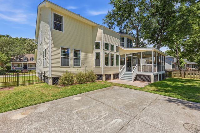 1609 William Hapton Way, Mount Pleasant, SC 29466