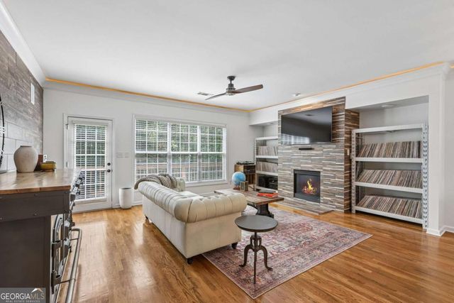 1875 Appaloosa Run Trail, Buford, GA 30519