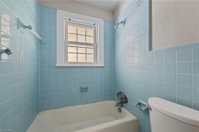 204 W Brower Avenue, Liberty, NC 27298