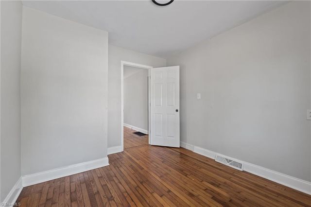204 W Brower Avenue, Liberty, NC 27298