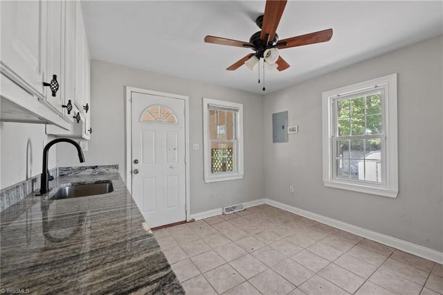 204 W Brower Avenue, Liberty, NC 27298