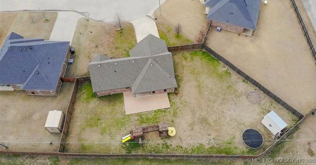 1722 Quiet Lane, Ardmore, OK 73401