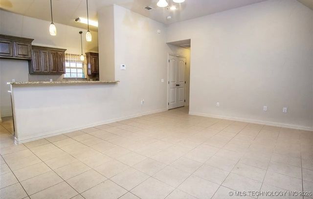 1722 Quiet Lane, Ardmore, OK 73401