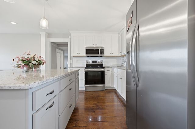 218 Almaville Rd, Smyrna, TN 37167