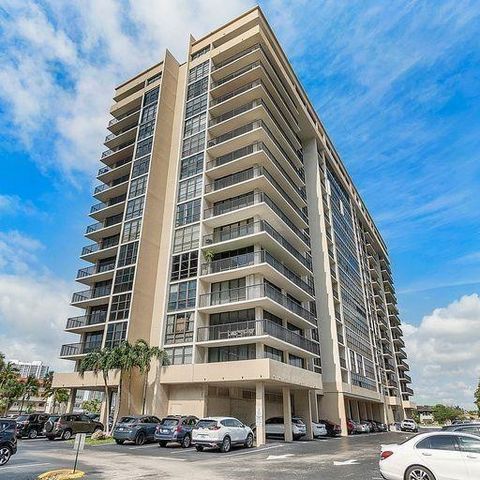 2017 S Ocean Drive PH6, Hallandale Beach, FL 33009