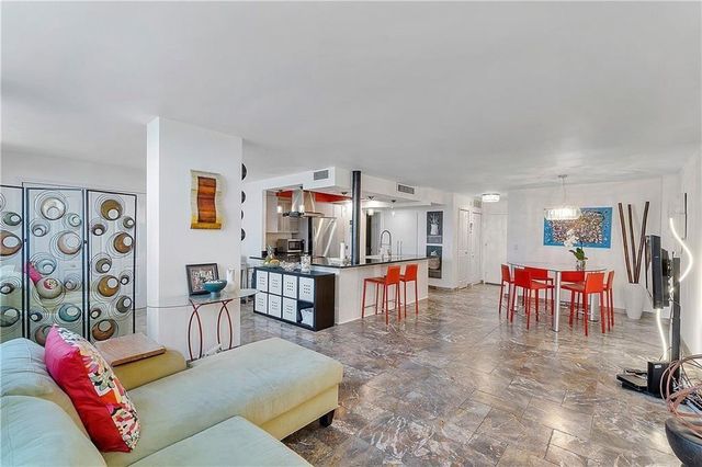 2017 S Ocean Drive PH6, Hallandale Beach, FL 33009