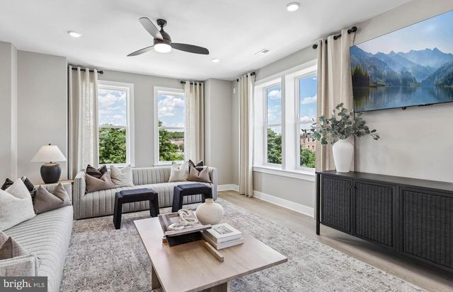 512 PARKVIEW AVE, Gaithersburg, MD 20878