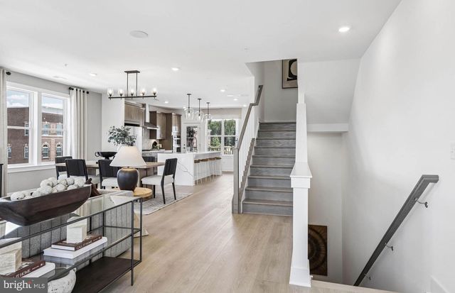 512 PARKVIEW AVE, Gaithersburg, MD 20878