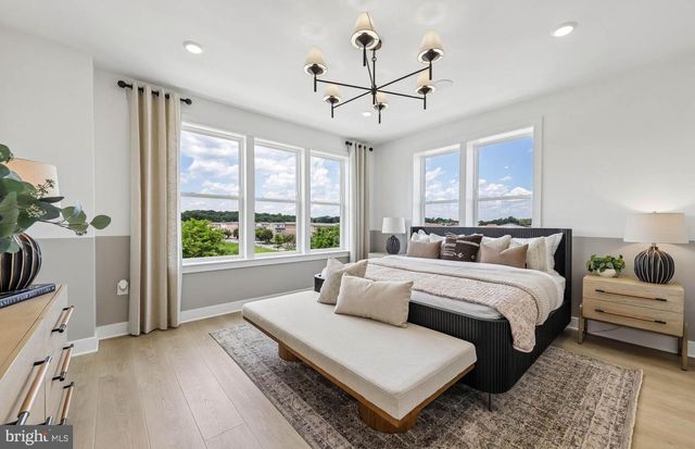512 PARKVIEW AVE, Gaithersburg, MD 20878