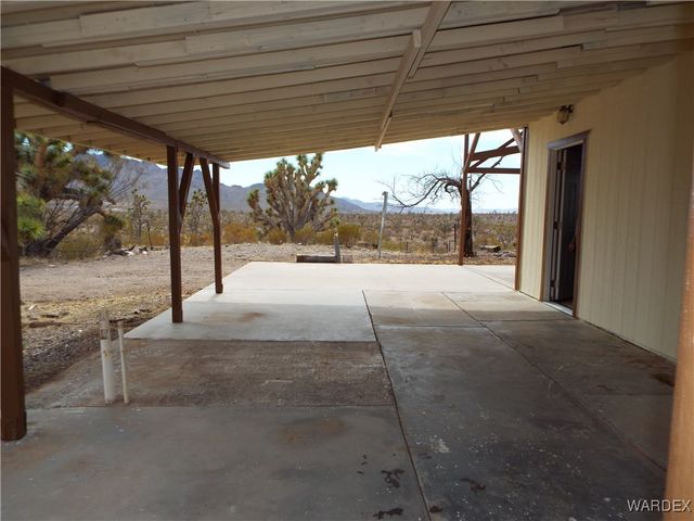17516 N LADERA Drive, Dolan Springs, AZ 86441