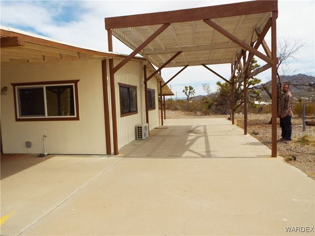 17516 N LADERA Drive, Dolan Springs, AZ 86441
