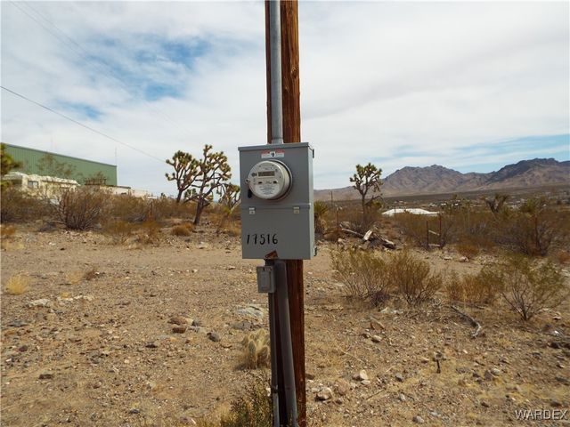 17516 N LADERA Drive, Dolan Springs, AZ 86441