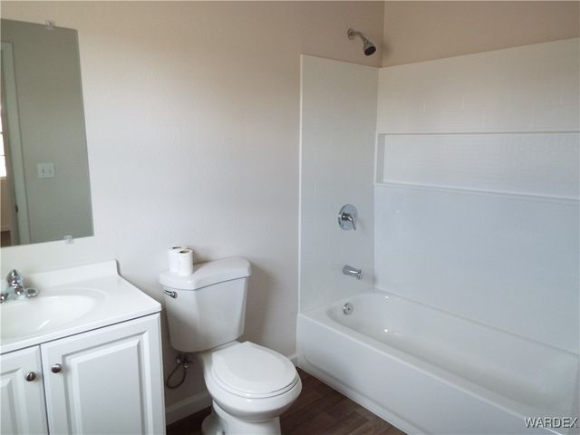 17516 N LADERA Drive, Dolan Springs, AZ 86441