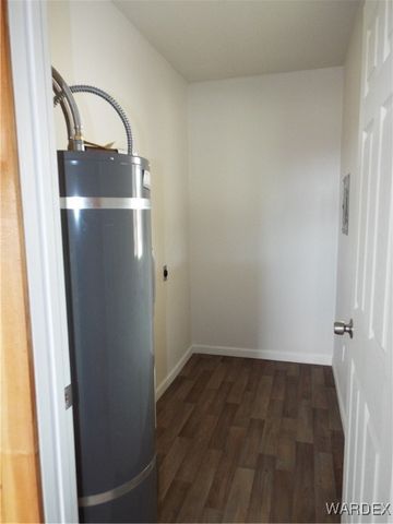 17516 N LADERA Drive, Dolan Springs, AZ 86441