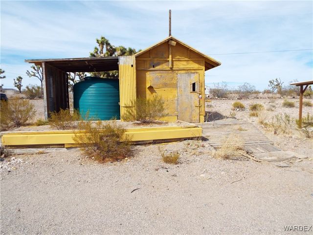 17516 N LADERA Drive, Dolan Springs, AZ 86441