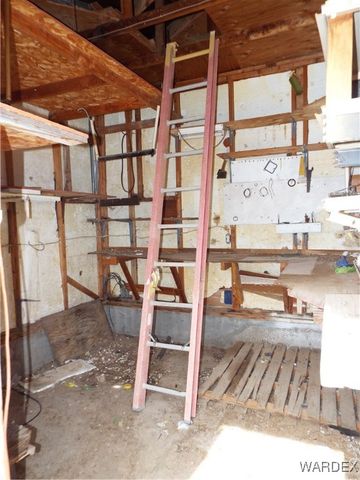 17516 N LADERA Drive, Dolan Springs, AZ 86441