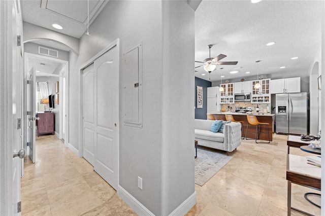 827 E 26TH AVENUE, New Smyrna Beach, FL 32169