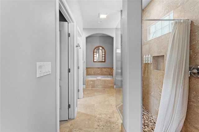 827 E 26TH AVENUE, New Smyrna Beach, FL 32169