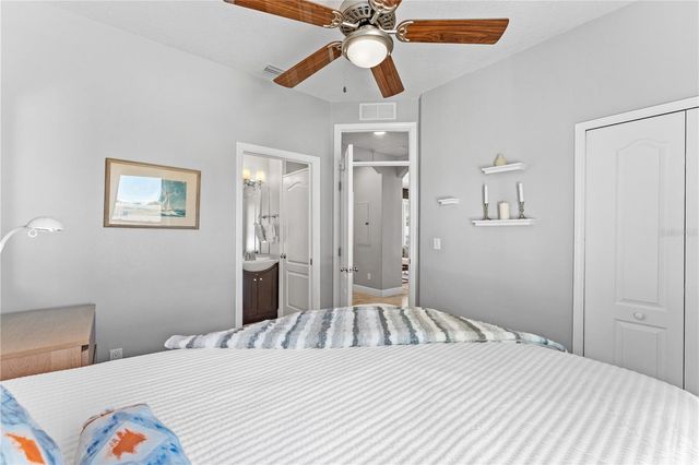 827 E 26TH AVENUE, New Smyrna Beach, FL 32169