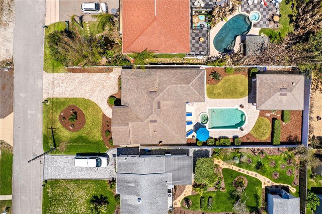 827 E 26TH AVENUE, New Smyrna Beach, FL 32169
