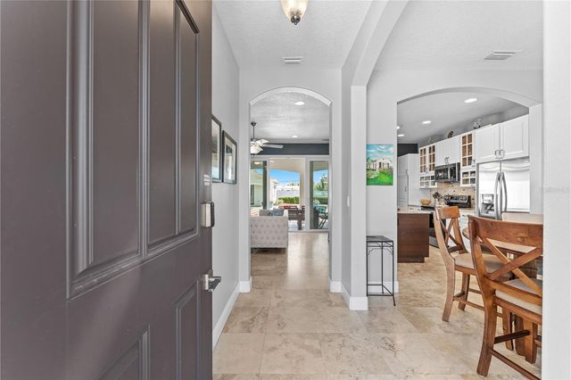 827 E 26TH AVENUE, New Smyrna Beach, FL 32169