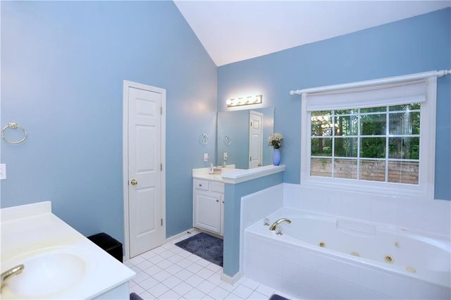 6025 Dumont Trace, Roswell, GA 30075
