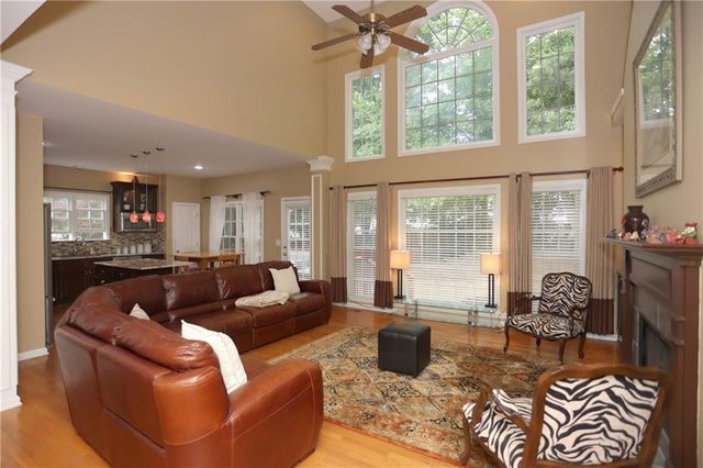 6025 Dumont Trace, Roswell, GA 30075