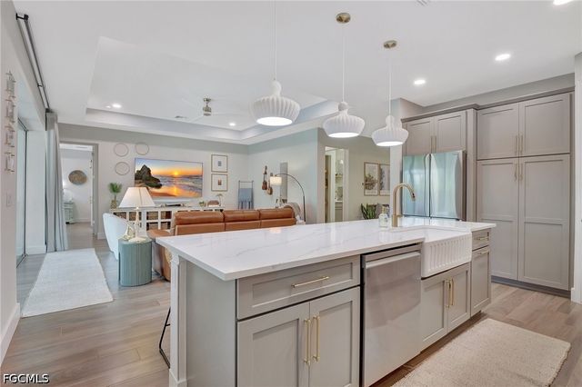 8517 S Lake CIR, Fort Myers, FL 33908