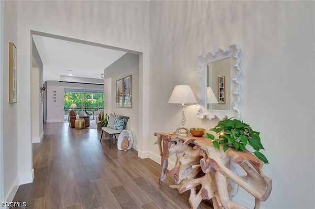 8517 S Lake CIR, Fort Myers, FL 33908