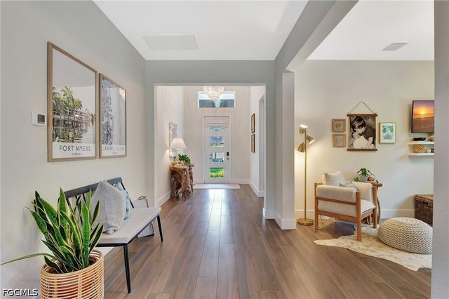 8517 S Lake CIR, Fort Myers, FL 33908