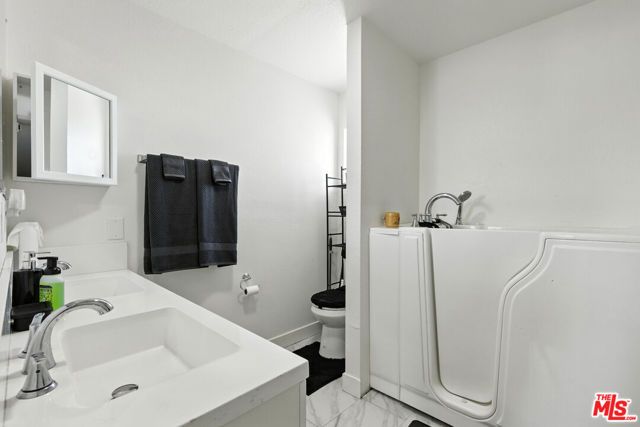 1655 E Avenue K, Lancaster, CA 93535