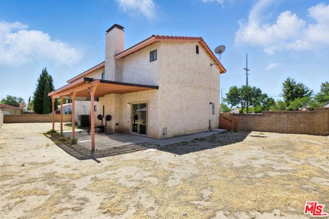1655 E Avenue K, Lancaster, CA 93535