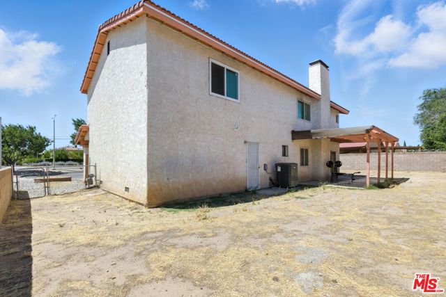 1655 E Avenue K, Lancaster, CA 93535