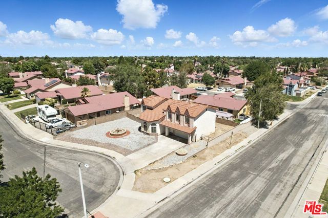 1655 E Avenue K, Lancaster, CA 93535