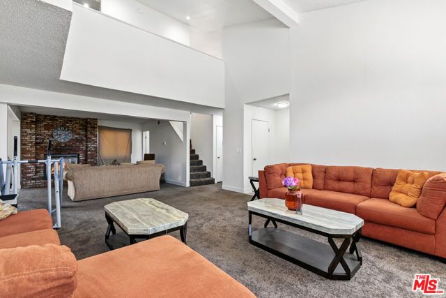 1655 E Avenue K, Lancaster, CA 93535