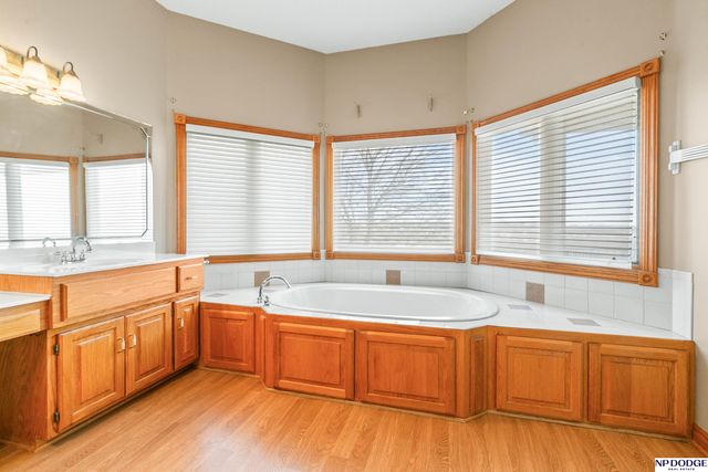 11757 Whitmore Street, Omaha, NE 68142