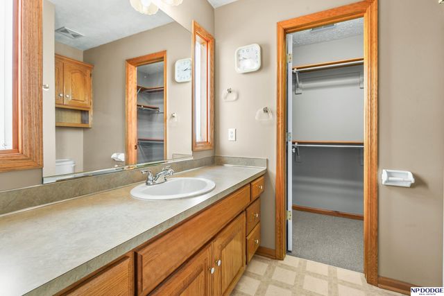 11757 Whitmore Street, Omaha, NE 68142