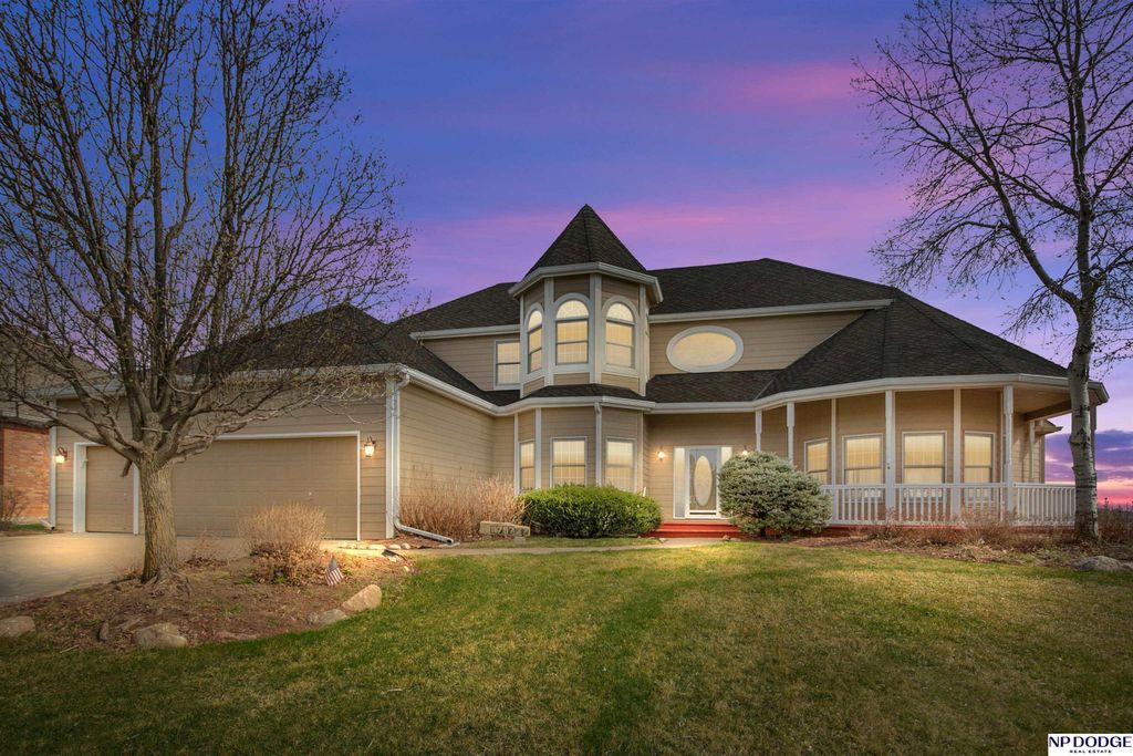 11757 Whitmore Street, Omaha, NE 68142