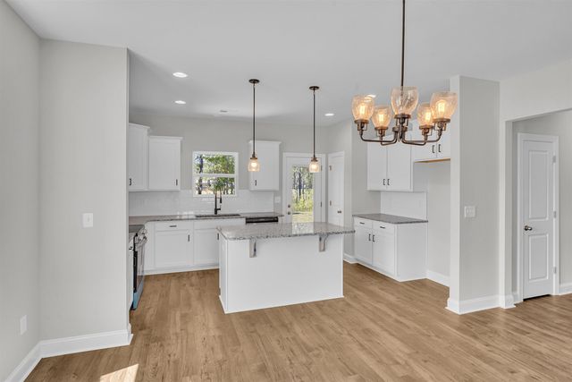 1116 NW Forest Bend Dr NW, Calabash, NC 28467