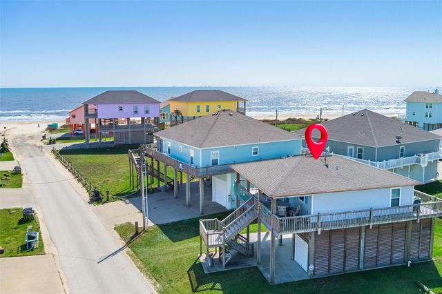 981 S Stingaree Drive, Crystal Beach, TX 77650