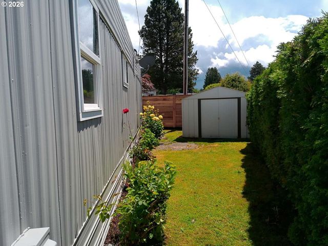 16745 Se DIVISION St 298, Portland, OR 97236