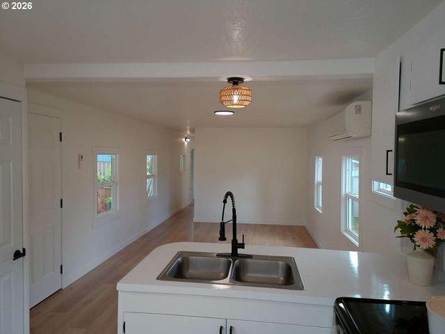 16745 Se DIVISION St 298, Portland, OR 97236