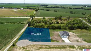 19733 Ridgecrest Road, Hickman, NE 68372