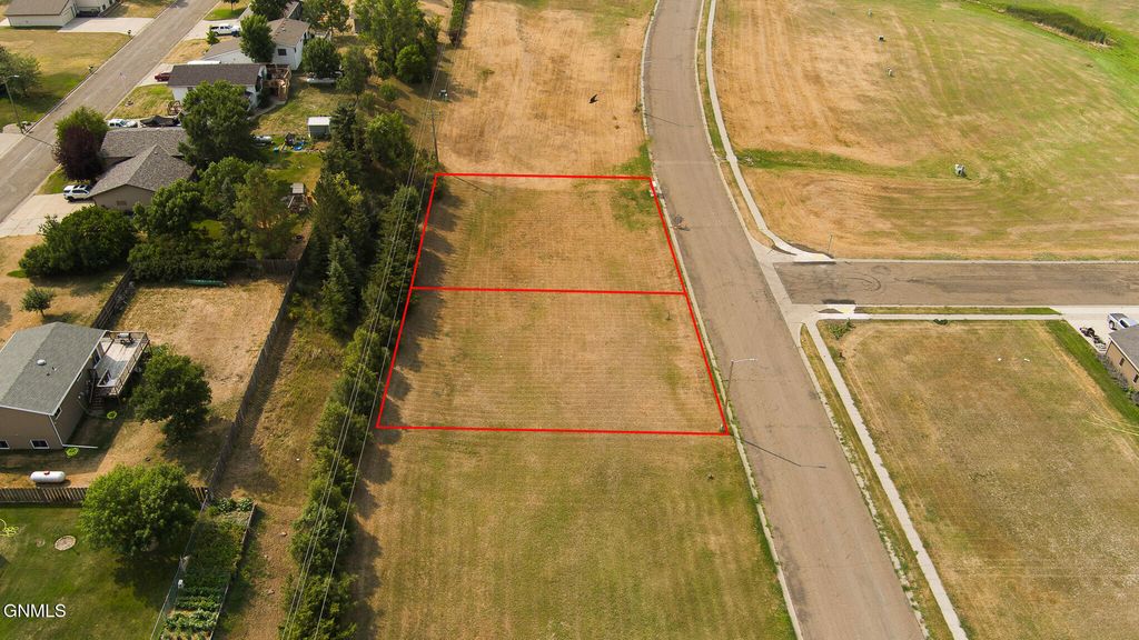 1800&1806 3rd Avenue NE, Beulah, ND 58523 photo 5