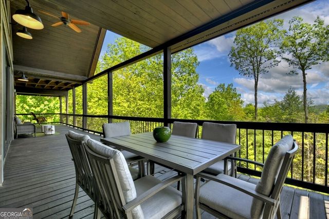 46 Cochise Road, Blue Ridge, GA 30513