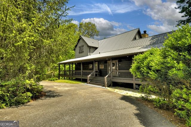 46 Cochise Road, Blue Ridge, GA 30513