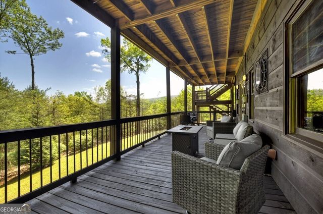 46 Cochise Road, Blue Ridge, GA 30513