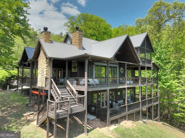 46 Cochise Road, Blue Ridge, GA 30513