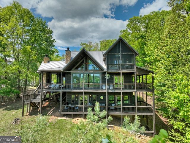 46 Cochise Road, Blue Ridge, GA 30513